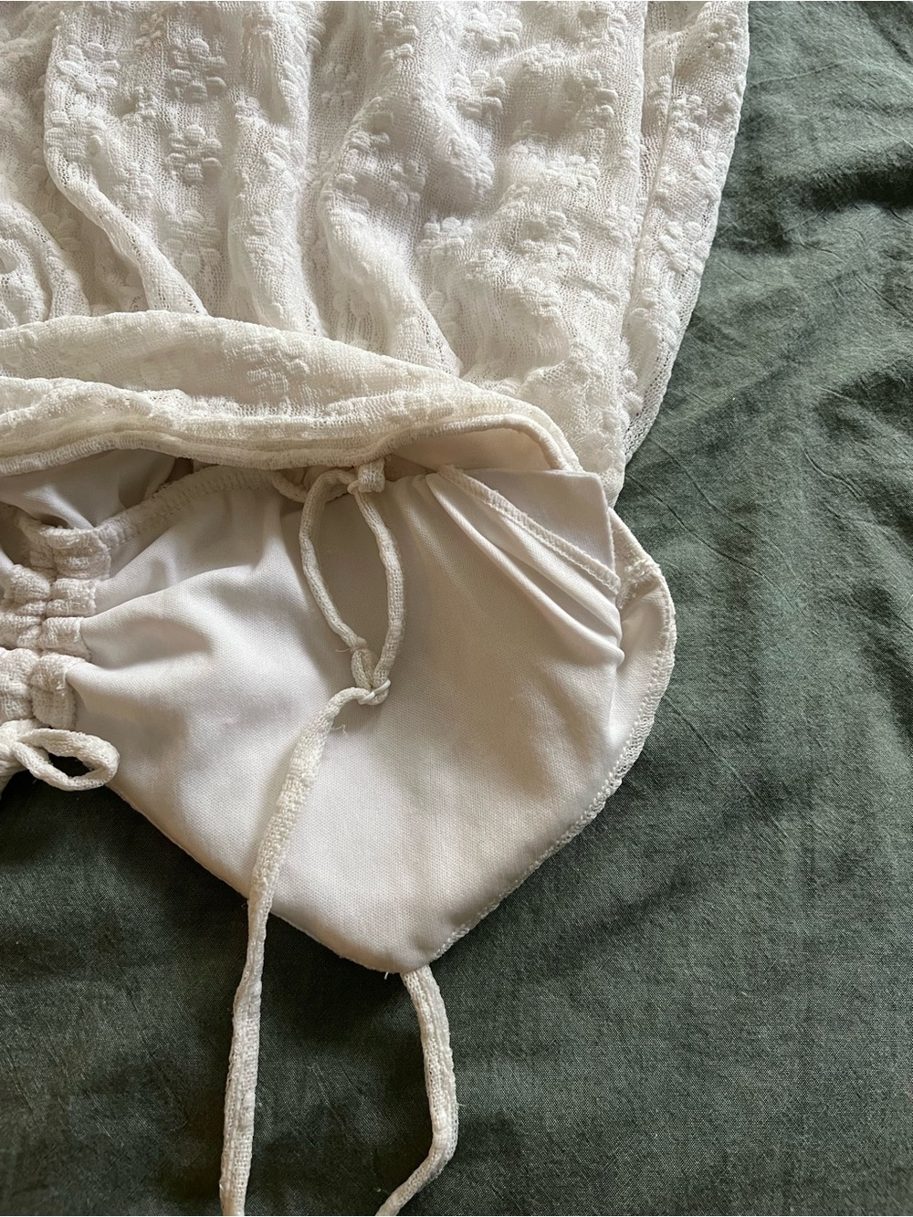 No Boundaries White Eyelet Lace Camisole Tank - Picture 3 of 4
